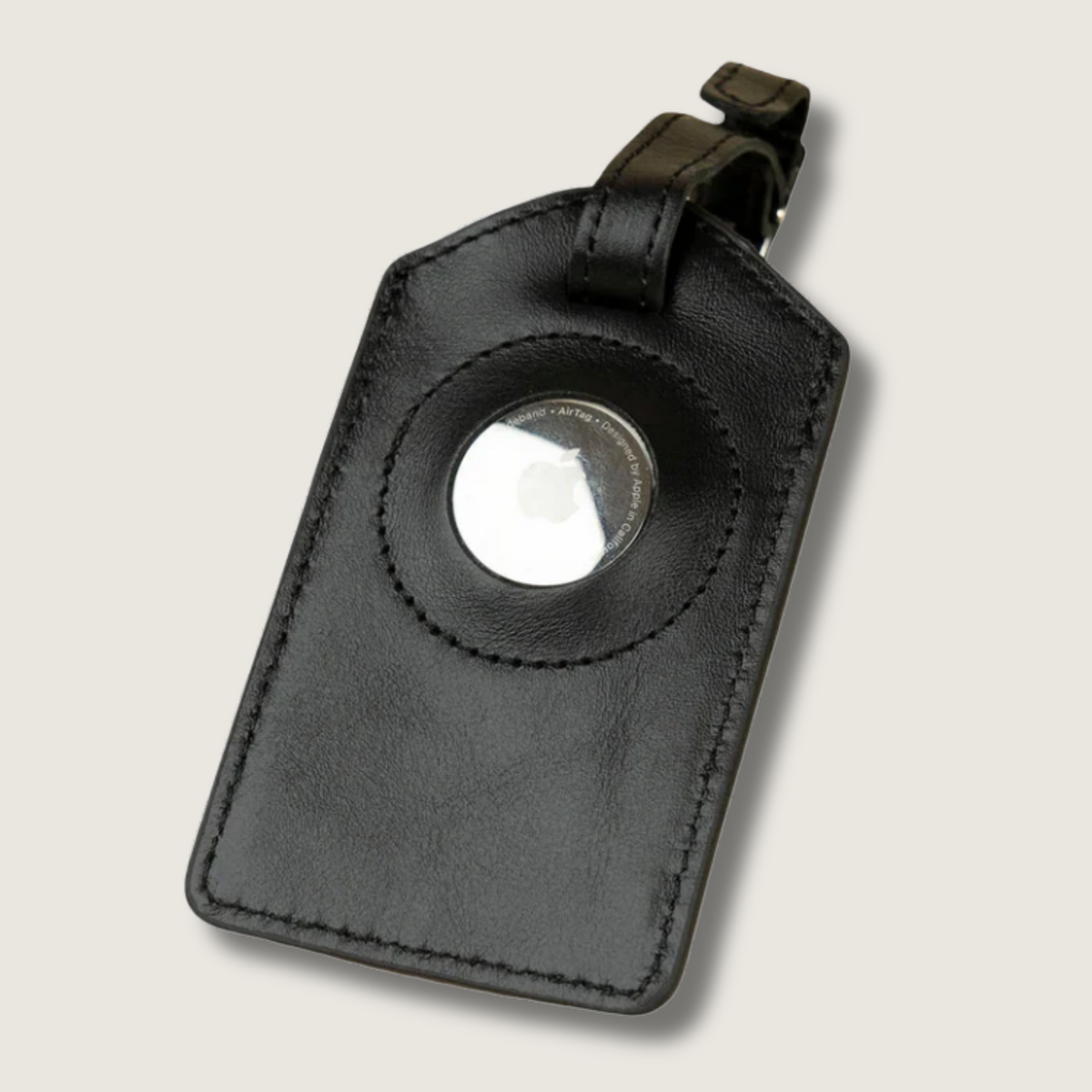 LEATHERE Clovis black leather AirTag luggage tag