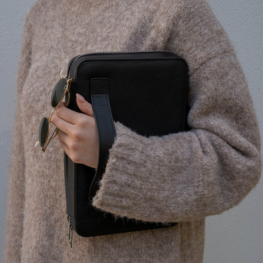 LEATHERE Leather Tech Organizer Case – Black