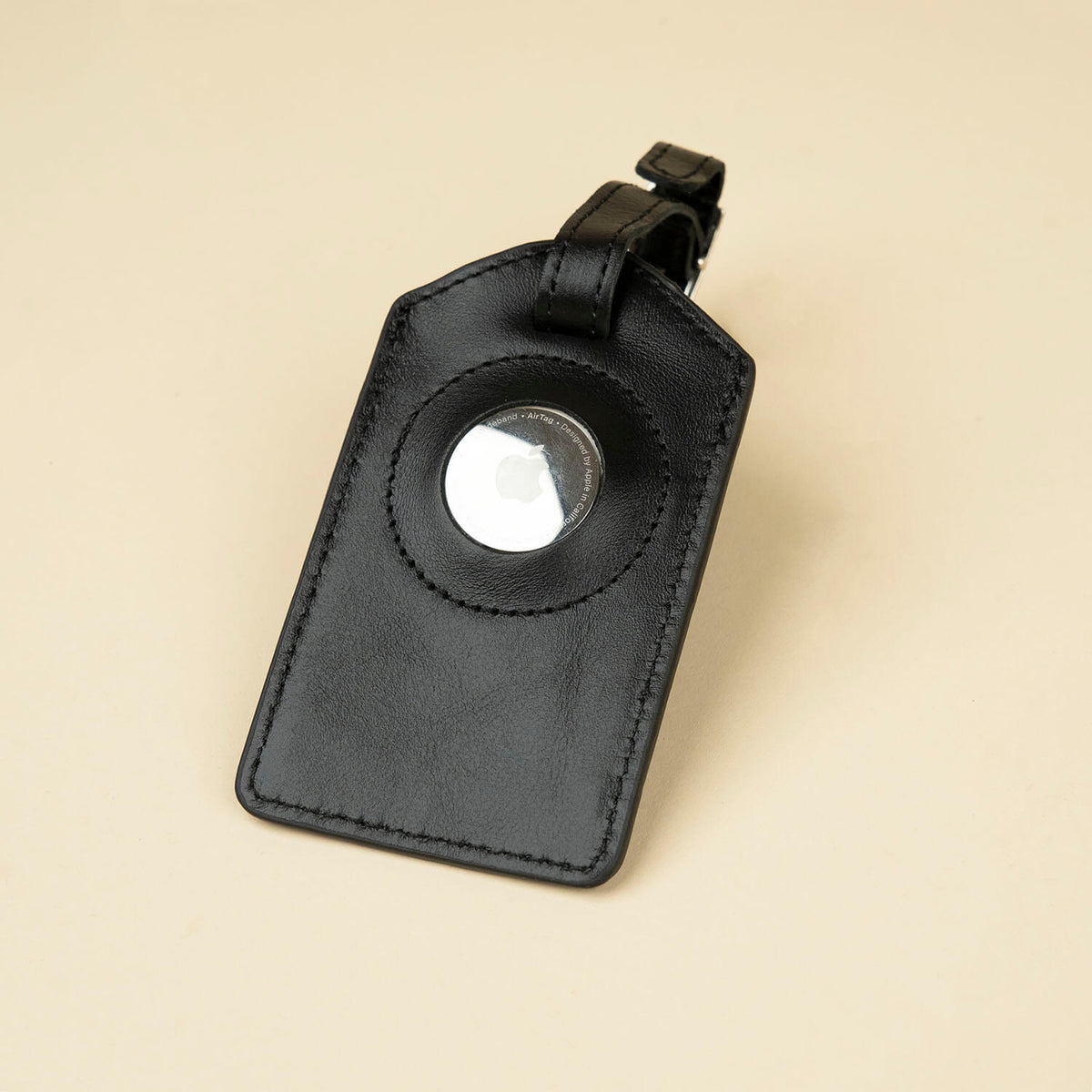 LEATHERE Clovis Leather AirTag Luggage Tag – Black