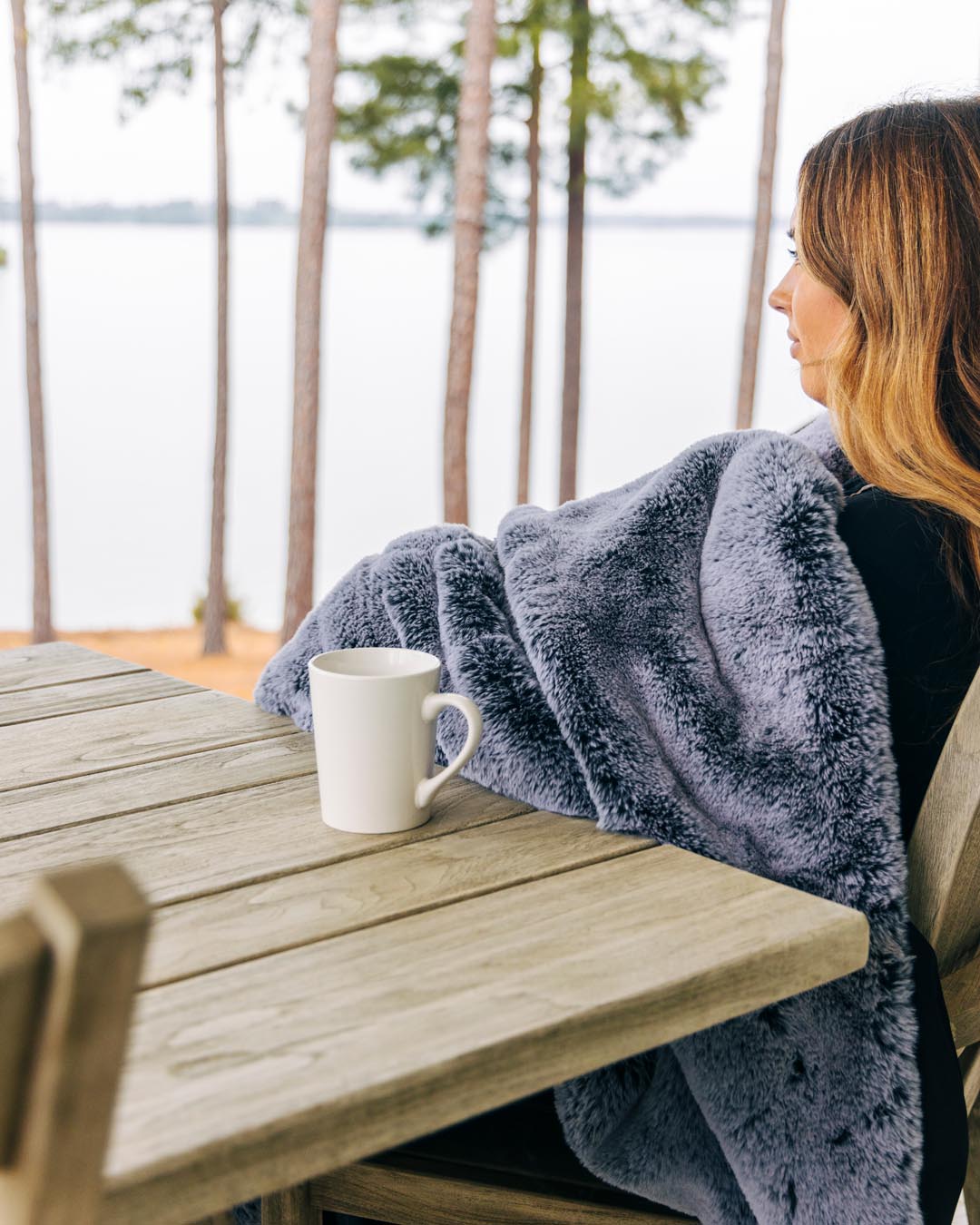Pretty Rugged Waterproof Windproof Large Travel Blanket