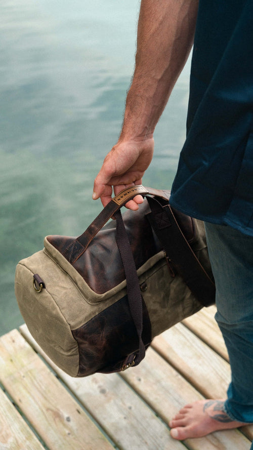 Beachman Traveler’s Bag – Convertible Waxed Canvas Weekender