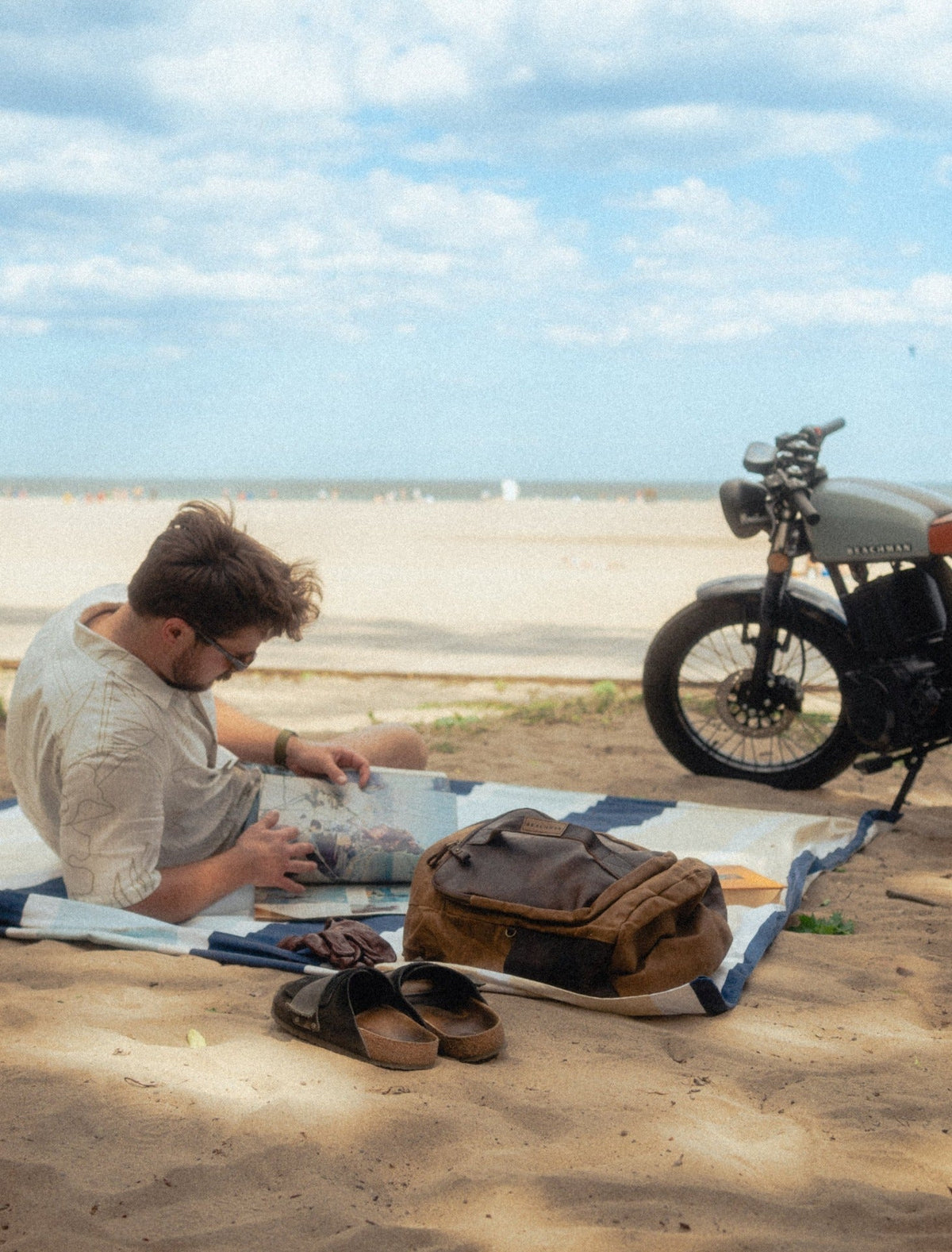 Beachman Traveler’s Bag – Convertible Waxed Canvas Weekender
