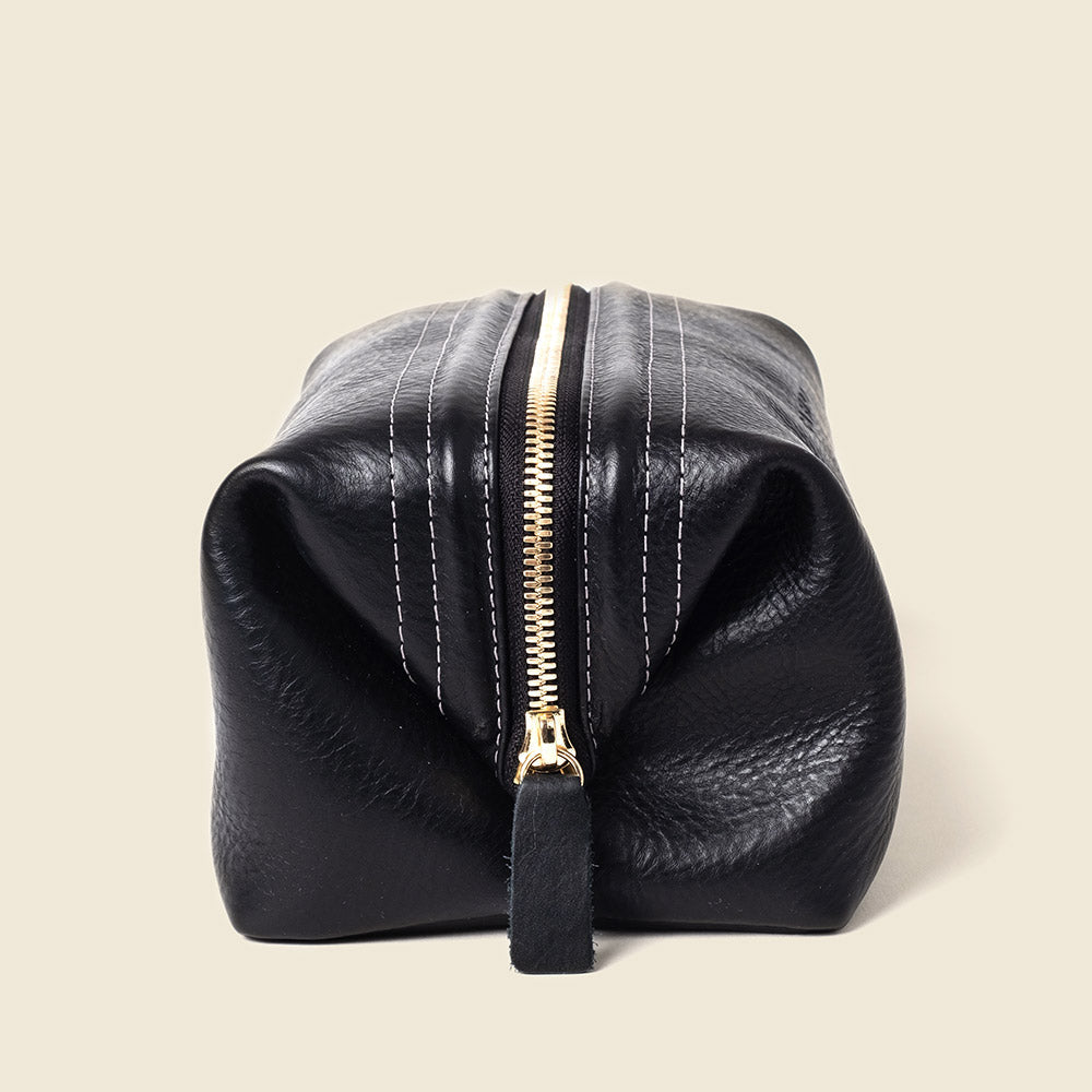 CASUPO Full-Grain Leather Toiletry Bag – Black